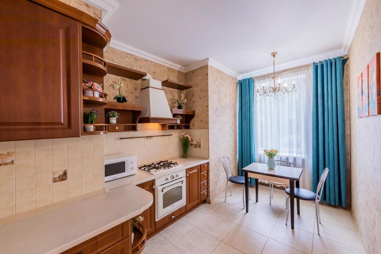 2К Квартира На Шота Руставелі, Бессарабка Kyiv Exterior foto