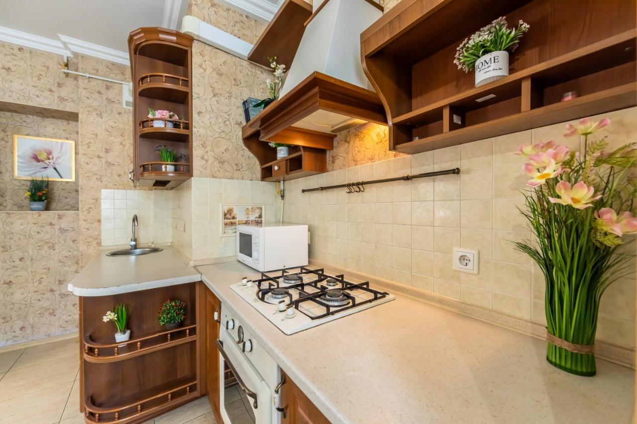 2К Квартира На Шота Руставелі, Бессарабка Kyiv Exterior foto